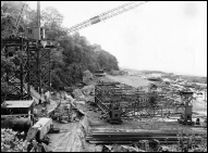 Foreshore. Construction of 10T gantry. Sept 1953. Copyright Gordano Civic Society
